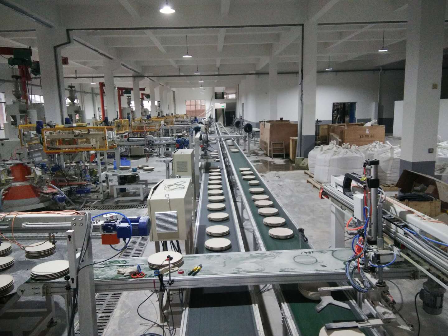 开云手机官方版页面全自动日用瓷等静压生产线在湖南成功投产